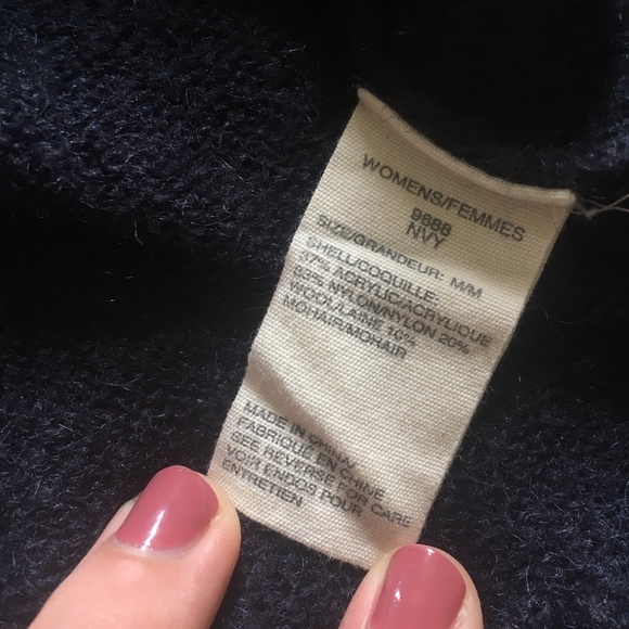 Woolrich Navy Mountain Scene Sweater - Picture 6 of 7